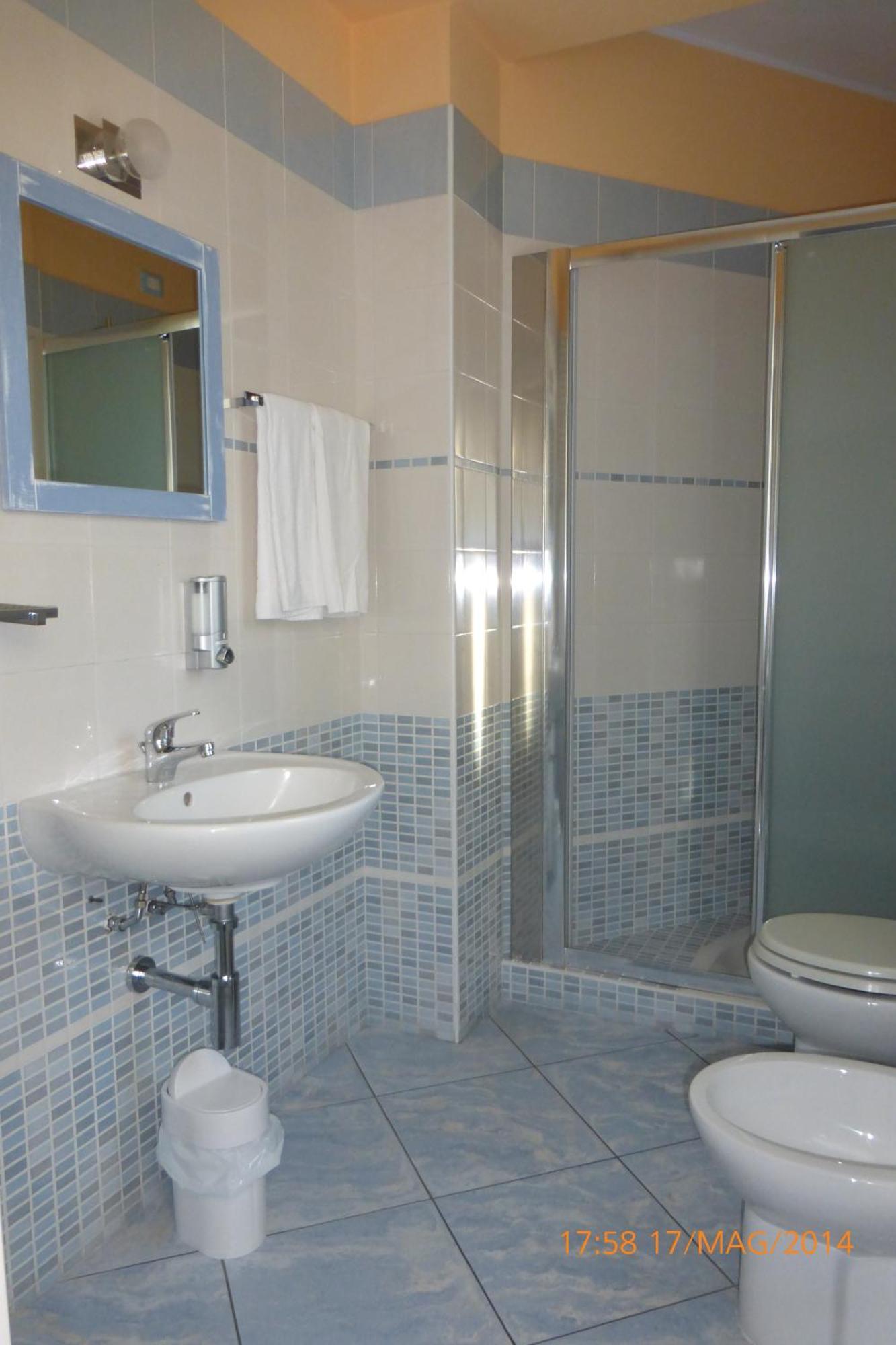 Hotel Chentu Lunas Кальяри Экстерьер фото